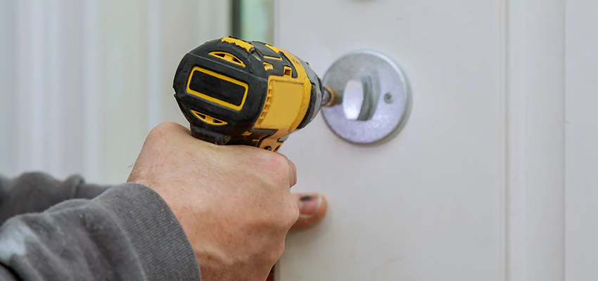 Street Locksmith For Smart Lock Repair in Orcutt, CA
